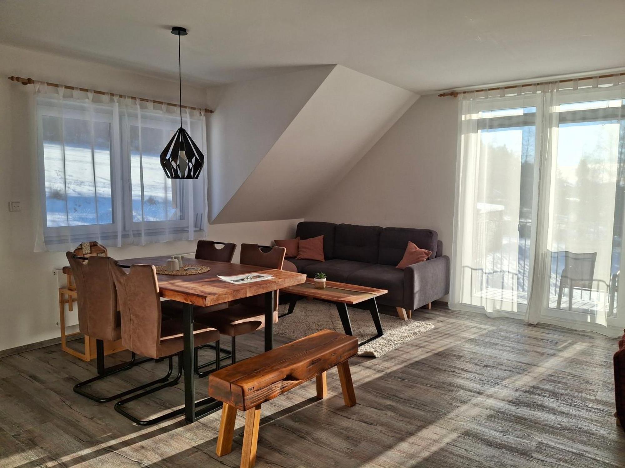 Apartman U Mamuta Dolni Morava Ngoại thất bức ảnh